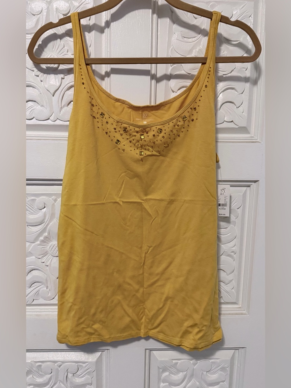 New York & Company Mustard Yellow Embellished Scoop Neck Tank Top XL